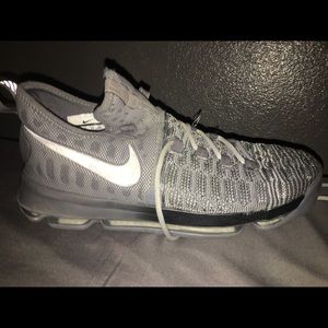 Kevin Durant basketball shoes